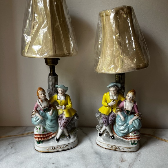 Porcelain Figurine Table Lamps vintage boudoir lmps - Picture 1 of 15